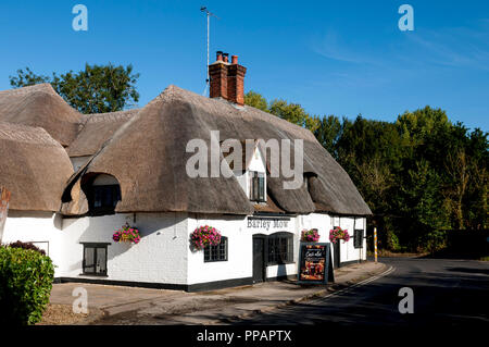 The Barley Mow pub, Clifton Hampden, Oxfordshire, England, UK Stock Photo