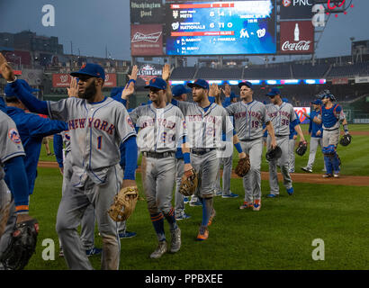 Washington, United States Of America. 23rd Sep, 2018. New York Mets celebrate their 8 - 6 victory over the Washington Nationals at Nationals Park in Washington, DC on Sunday, September 23, 2018. Credit: Ron Sachs/CNP (RESTRICTION: NO New York or New Jersey Newspapers or newspapers within a 75 mile radius of New York City) | usage worldwide Credit: dpa/Alamy Live News Stock Photo