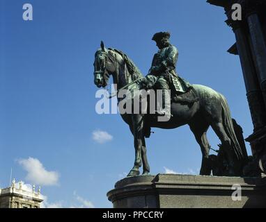 Otto Ferdinand von Abensberg und Traun (1677-1748). Austrian general field marshal. Statue of the Maria Theresia monument. By German sculptor Kaspar von Zumbusch, 1888.  Vienna. Austria. Stock Photo