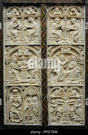 Harrach Diptych. Court School of Charlemagne, c. 800. Reverse. From Spain or northern Italy, c. 700-750. Ivory. Museum Schnu tgen. Cologne, Germany. Stock Photo