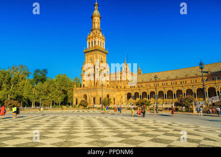 The Plaza de Espana is a plaza in the Parque de Maria Luisa, in Seville, Spain, built in 1928 for the Ibero-American Exposition of 1929 Stock Photo