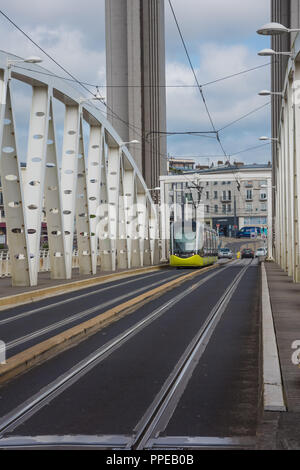 Brest, Tramway, Linie A, Pont de Recouvrance Stock Photo