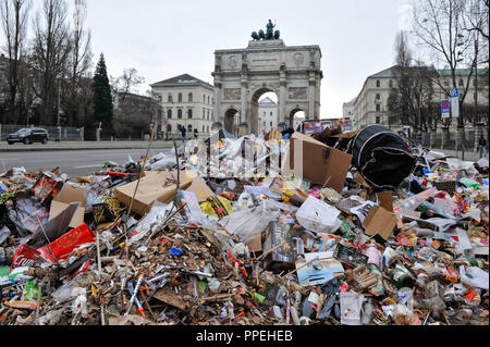 Fireworks waste before the Siegestor in Schwabing after New Year's Eve. Stock Photo