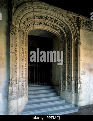 PUERTA GOTICA DE ACCESO A LA BIBLIOTECA (ANTIGUA LIBRERIA). Location: UNIVERSIDAD. SALAMANCA. SPAIN. Stock Photo