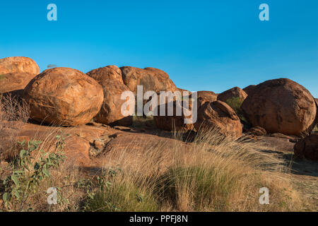 Sunset at the Devil’s Marbles near Tennant Creek., Australia, Northern Territory Stock Photo