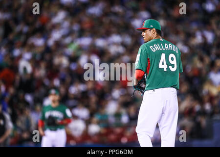 Yovani Gallardo pitcher inicial de Mexico, durante el partido de Italia vs Mexico del torneo Clásico Mundial de Beisbol 2017 en el Estadio de Charros Stock Photo