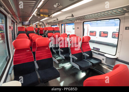 Innenraum eines Bombardier Nahverkehrszuges Talent 3 Stock Photo