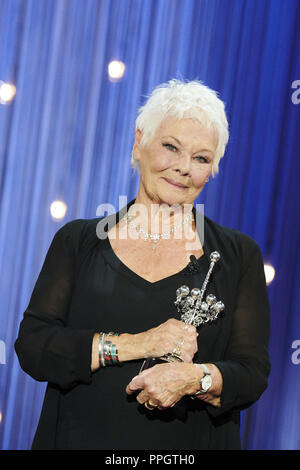 San Sebastian, Spain. 25th Sep, 2018. JUDI DENCH receives Donostia Award during the 66th San Sebastian International Film Festival at Kursaal Palace. Credit: Jack Abuin/ZUMA Wire/Alamy Live News Stock Photo