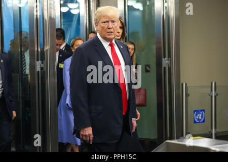 New York, USA. 25th September, 2018. Donald Trump, President of the United States accompanied by his wife Melania Trump, arrives at the 73rd Session of the United Nations General Assembly at the United Nations Headquarters in New York on Tuesday, March 25. (Photo: Vanessa Carvalho / Brazil Photo Press) Credit: Brazil Photo Press/Alamy Live News Stock Photo