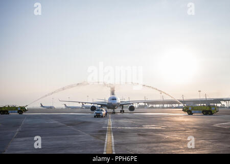 Tel Aviv, Israel. 26th Sep, 2018. A Sichuan Airlines plane lands at Ben Gurion international airport near Tel Aviv, Israel, on Sept. 26, 2018. Sichuan Airlines on Wednesday launched the first direct flight to Israel from southwest China in a bid to meet rising passenger demand. The flight links Chengdu, capital of southwest China's Sichuan Province, with Tel Aviv, Israel's second-largest city, with a one-way flight taking about 10 hours. Credit: Guo Yu/Xinhua/Alamy Live News Stock Photo