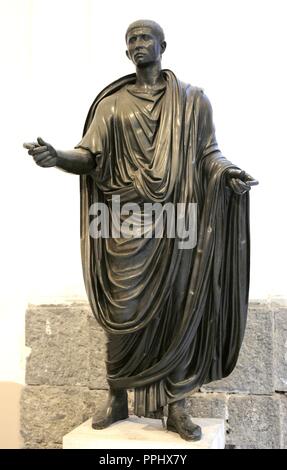 Bronze statue of M. Calatorius Quartio in toga. Bronze. Age of Claudius ...