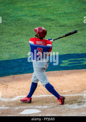 Jesmel Valentin Puerto Rico. . Partido de beisbol de la Serie del Caribe con el encuentro entre Caribes de Anzoátegui de Venezuela contra los Crioll Stock Photo