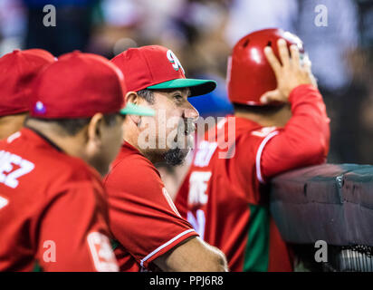 Jonatah Aceves de los Tomateros de Culiacan en la ceremonia de inicio del partido de beisbol Águilas Cibaeñas de Republica Dominicana, durante la Seri Stock Photo