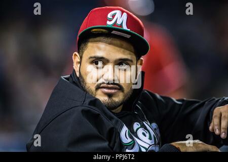 Jonatah Aceves de los Tomateros de Culiacan en la ceremonia de inicio del partido de beisbol Águilas Cibaeñas de Republica Dominicana, durante la Seri Stock Photo