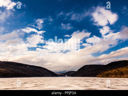 Hogback Dam   Hartland, Connecticut, USA Stock Photo