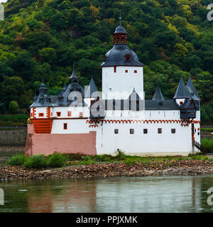 Pfalzgrafenstein castle 1327 on Die Pfalz island in River Rhine, Kaub, Rhineland-Palatinate, Germany, Europe. Stock Photo