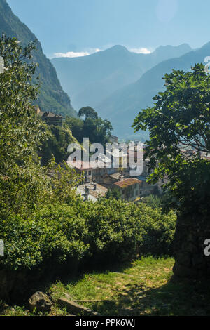 The town of Verres in the Aosta Valley NW Italy Stock Photo