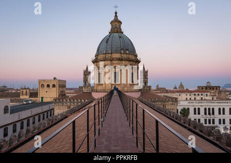 The dome of Palermo Cathedral (Our Lady of Assumption) at twilight, Palermo, Sicily, Italy. Stock Photo