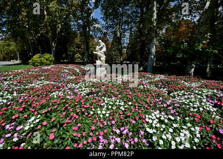 Flowers and fountains. Buen Retiro Park - Parque del Buen Retiro, Madrid, Spain Stock Photo