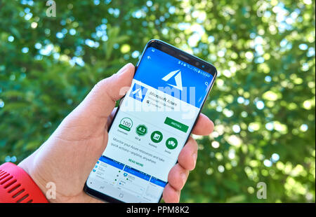 MONTREAL, CANADA - August 28, 2018: Microsoft Azure android app on Samsung s8 screen. Stock Photo