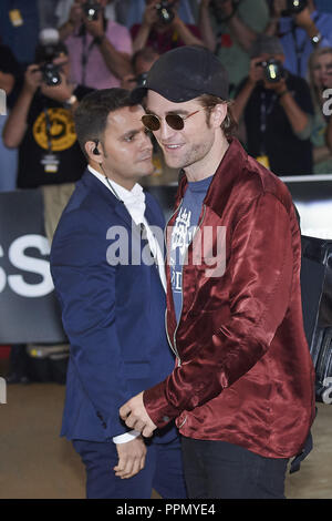 Madrid, Madrid, Spain. 26th Sep, 2018. Robert Pattinson is seen arriving at Maria Cristina Hotel during 66th San Sebastian Film Festival on September 26, 2018 in San Sebastian, Spain Credit: Jack Abuin/ZUMA Wire/Alamy Live News Stock Photo