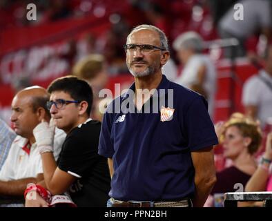 Seville, Spain. 26th September, 2018. Sevilla FC v Real Madrid - La Liga SEVILLE, SPAIN - SEPTEMBER 26: fans of Sevilla fc during the La Liga match between Sevilla FC and Real Madrid at Ramon Sanchez Pizjuan stadium on Sep 26, 2018 in Seville, Spain. (Photo by Cristobal Duenas/Cordon Press)  Cordon Press Credit: CORDON PRESS/Alamy Live News Stock Photo