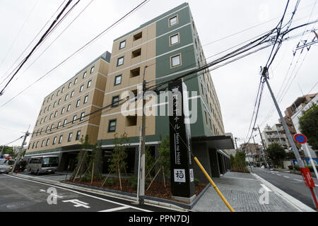 Tokyo, Japan. 27th Sep 2018. A general view of Henn-na Hotel Haneda on September 27, 2018, Tokyo, Japan. The new branch of Henn-na Hotel, which translates literally as ''weird hotel, '' is located near Otorii Station, six minutes from Haneda International Airport. Robot staff at the hotel are programmed to attend to guests in English, Chinese, Korean and Japanese.  ology. Credit: Aflo Co. Ltd./Alamy Live News Stock Photo