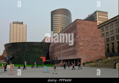 Stadt- und Landesbibliothek, Max-Von-Der-Gruen-Platz, Dortmund, Nordrhein-Westfalen, Deutschland, Max-von-der-Grün-Platz Stock Photo