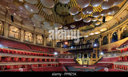 Royal Albert Hall, interior building architecture of empty auditorium ...