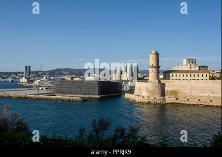 Marseille (south-eastern France): overview of the city with the Saint-Jean Tower ('Tour Saint Jean') and the MUCEM (Musee des civilisations de l'Europ Stock Photo