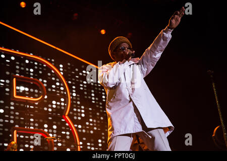 Toronto, CANADA. 27th Sep, 2018. Singer Leon Bridges performs in concert at RBC Echo Beach. Toronto, CANADA. Stock Photo