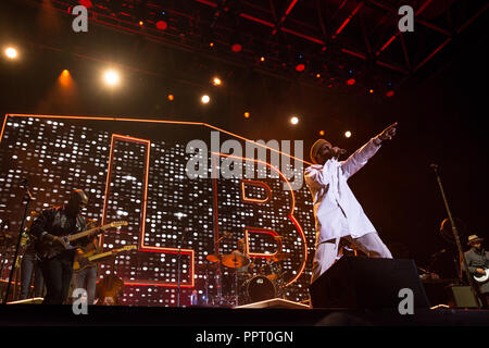 Toronto, CANADA. 27th Sep, 2018. Singer Leon Bridges performs in concert at RBC Echo Beach. Toronto, CANADA. Stock Photo