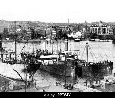 Barry Dock early 1900s Stock Photo: 57336050 - Alamy