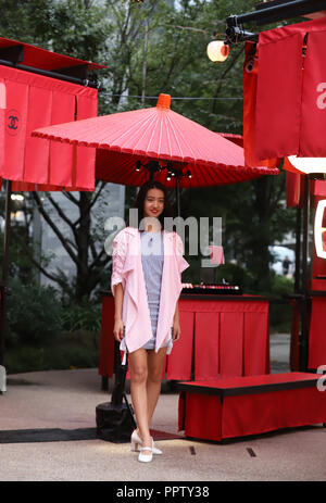 Tokyo, Japan. 27th Sep, 2019. Japanese model Koki smiles as she attends a press preview of French fashion brand Chanel's cosmetics promotional event 'Chanel Matsuri' (Chanel festival) at the Tenso shrine in Tokyo on Thursday, September 27, 2018. 15-year-old Koki, a daughter of Japanese actor Takuya Kimura and singer Shizuka Kudo became Chanel's beauty ambassador this month. Credit: Yoshio Tsunoda/AFLO/Alamy Live News Stock Photo