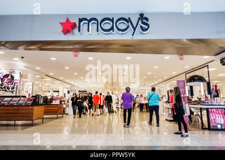 Miami Florida,Kendall,Dadeland mall,Macy's Department Store,inside interior,front entrance,FL180527070 Stock Photo