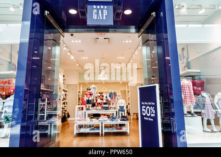 Dadeland Mall. Miami. Florida. USA Stock Photo - Alamy