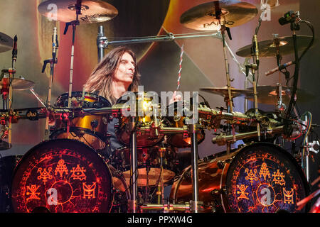 September 26, 2018 - San Diego, California, U.S - SCOTT TRAVIS Performing with JUDAS PRIEST at Mattress Firm Amphitheatre in Chula Vista, California on Sept 26, 2018 (Credit Image: © Marissa Carter/ZUMA Wire) Stock Photo