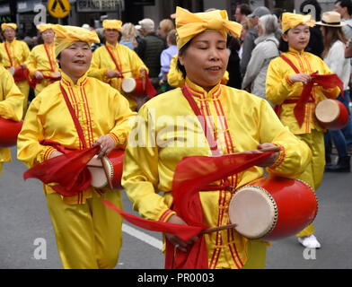 Bowral, Australia - Sept 22, 2018. Falun Gong Meditation. Tulip Time Street Parade features marching bands and various floats. Visitors enjoy the spec Stock Photo