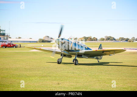 A two seater Spitfire running flight experience trips from Sywell aerodrome Stock Photo