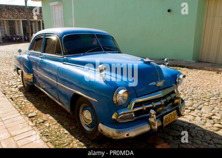 Funky Old American Vintage Cars, Decorated Completely With Flowers 