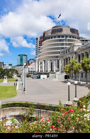 The Beehive, New Zealand Parliament buildings, Wellington, North Island, New Zealand, Pacific