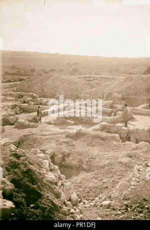 Hebron and surroundings Ramet el Khalil. View of recent excavations. 1920, West Bank, Hebron Stock Photo