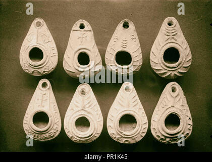 Various subjects of archaeological interest Pottery virgin lamps. Matt 251. Early Christian type. 1920, Middle East Stock Photo