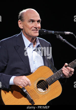 James Taylor performs in concert in the Troubadour Reunion tour with Carole Kiing at the BankAtlantic Center in Sunrise, Florida on June 5, 2010. Stock Photo