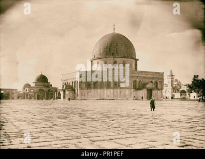 Jerusalem El-Kouds Mosque of Omar, Dome of the Rock from the northeast. 1898, Jerusalem, Israel Stock Photo