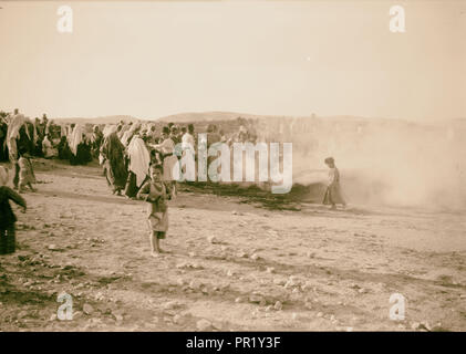 Harvesting and threshing floor scenes in the story of Ruth & Boaz 1925 Stock Photo