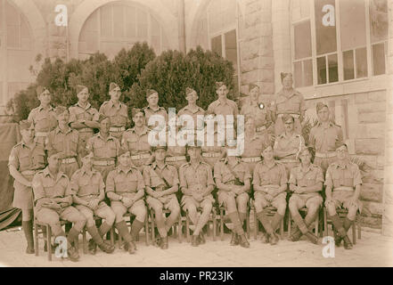 Sgt's. mess group at 16th general Hospital, taken July 1st 1944, Middle East, Israel Stock Photo