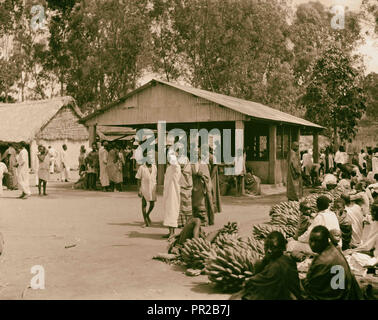 Uganda. From Hoima to Fort Portal. The native market. 1936, Uganda Stock Photo