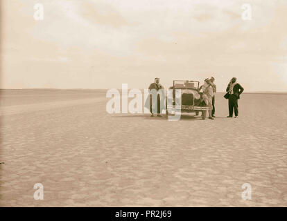 El-Azrak & Wadi Sirhan in the Arabian Desert. Druse [i.e., Druze] political refugees from Jebel Druse (The Hauran). Stock Photo