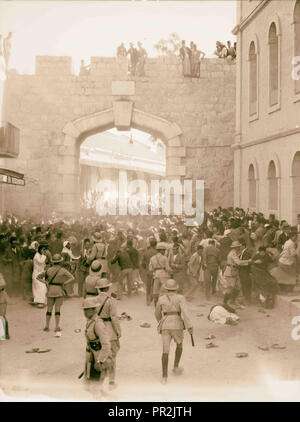 Arab demonstrations on Oct. 13 and 27, 1933. In Jerusalem and Jaffa. Arab demonstration at the New Gate. Police cordon stopping Stock Photo
